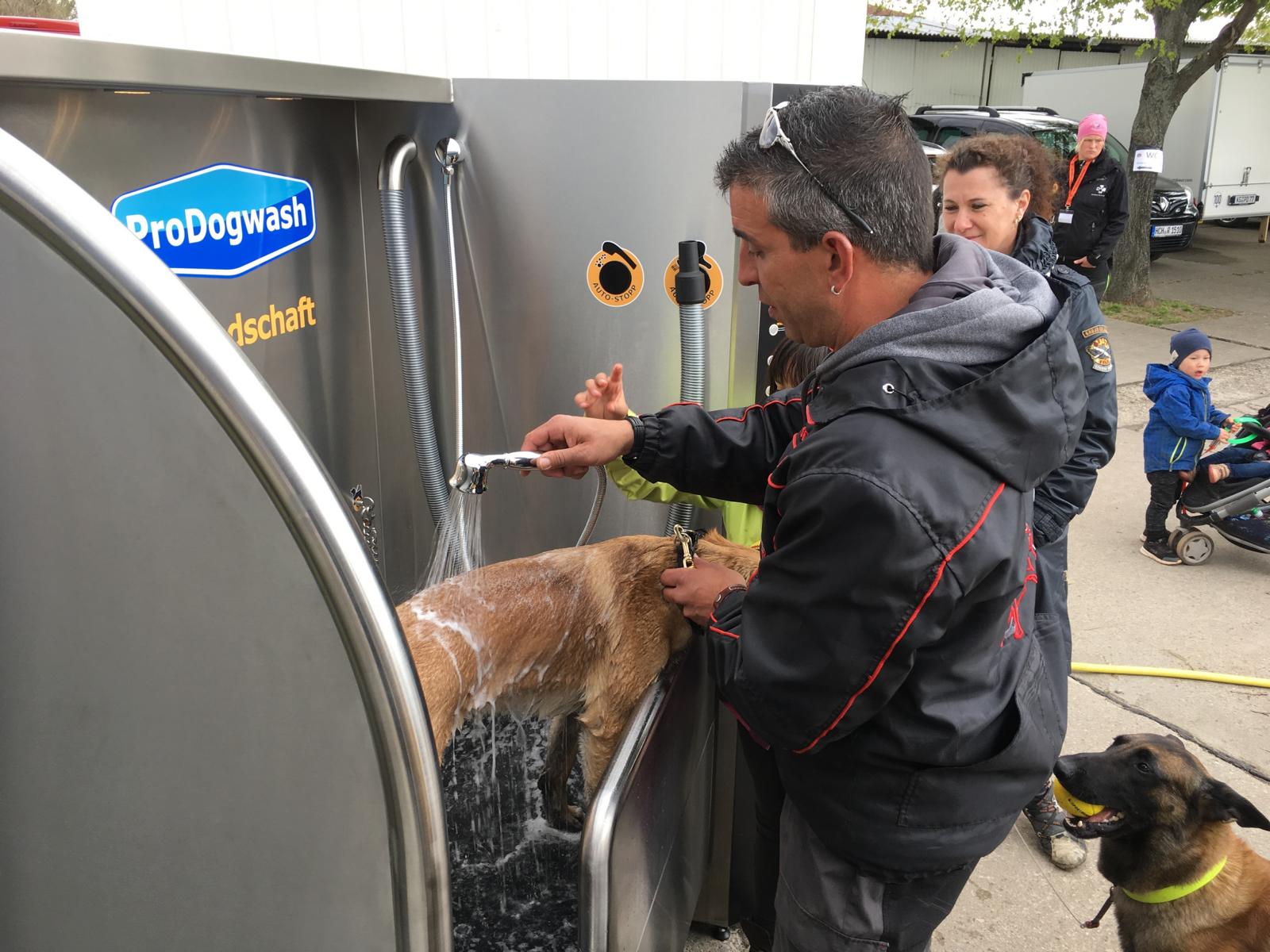 K1600_07-hundewaschanlage-halle-saale-fmbb-2017